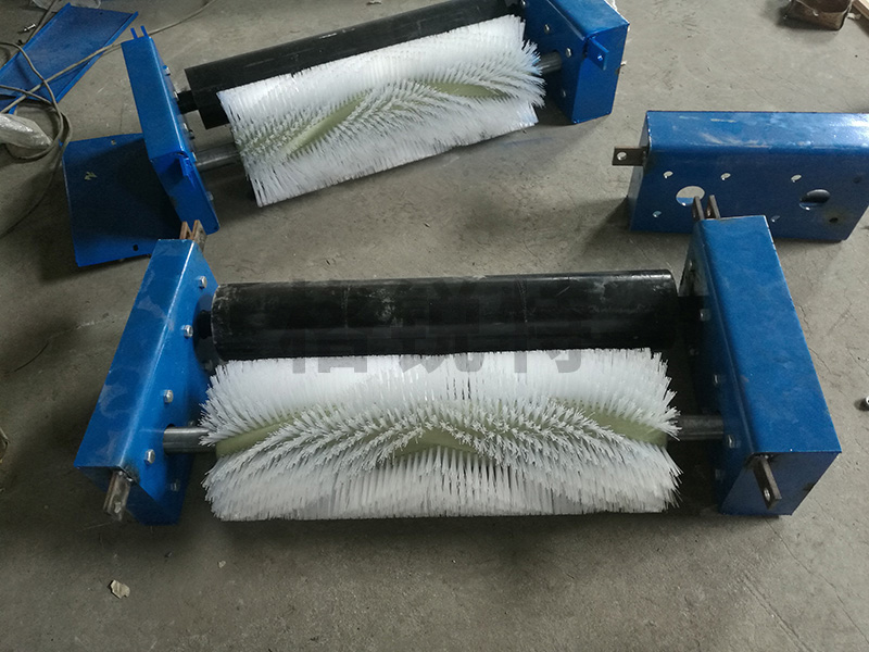 無動(dòng)力滾刷清掃器 無動(dòng)力滾刷清掃器